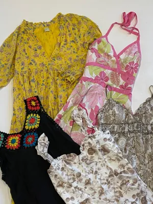 Women’s Spring Floral Dresses and Skirts (44pc)